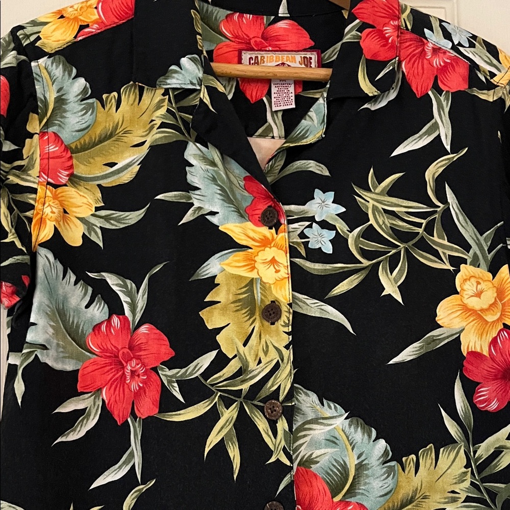 Vintage Caribbean Joe Black Floral Button Down Shirt Petite PM